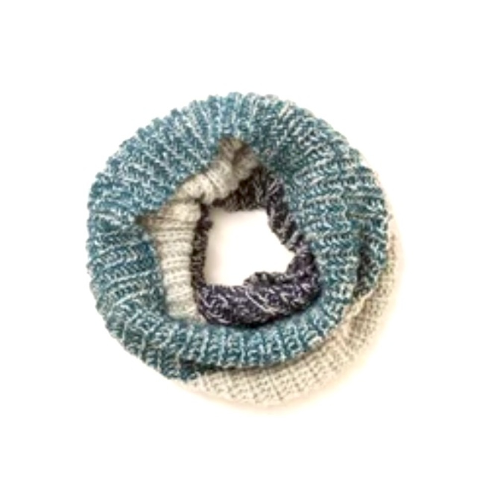 Blue, Teal, Ivory Tri-Colored Snood OS NWT